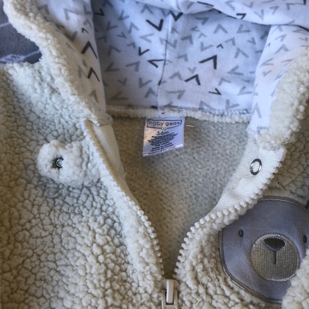 Baby cool weather onesie - Picture 3 of 6